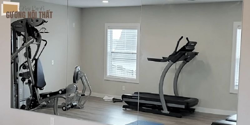 Tầm quan trọng của gương phòng gym