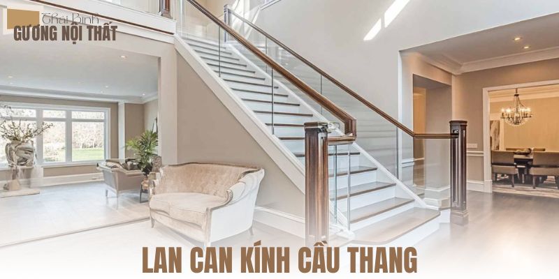 Lan can kính cầu thang