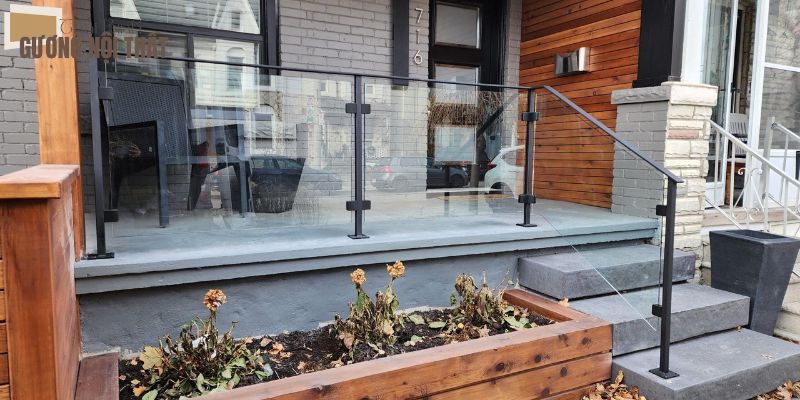 Lý do lan can kính Hưng Yên được ưa chuộng