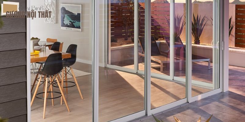 Cửa nhôm kính Xingfa mở lùa 4 cánh với kính cường lực