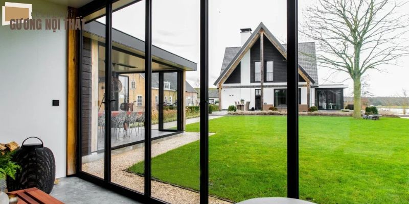 Cửa nhôm kính lùa 4 cánh hiện đại cho ban công