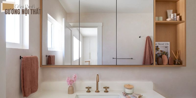 Gương treo nhà tắm chữ nhật có tủ đựng đồ âm