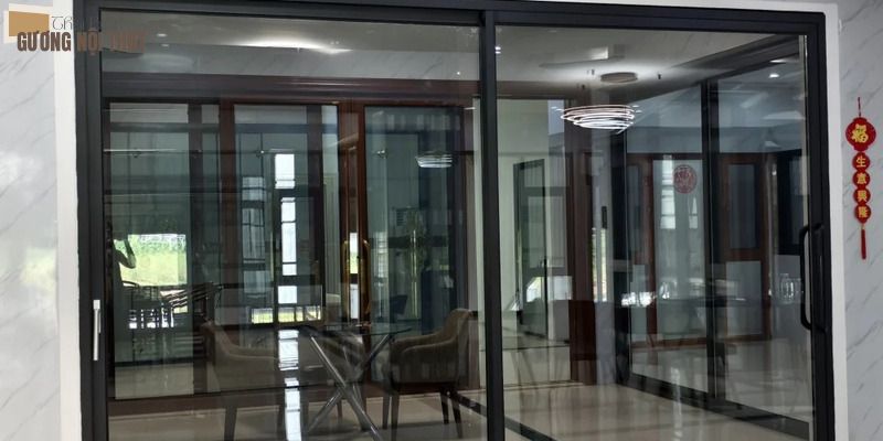 Mẫu cửa kính cường lực mở trượt