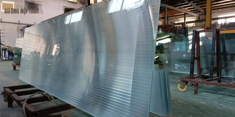 Những yếu tố ảnh hưởng đến giá thành kính cường lực